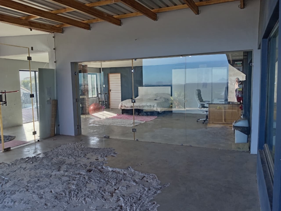 6 Bedroom Property for Sale in Gordons Bay Western Cape